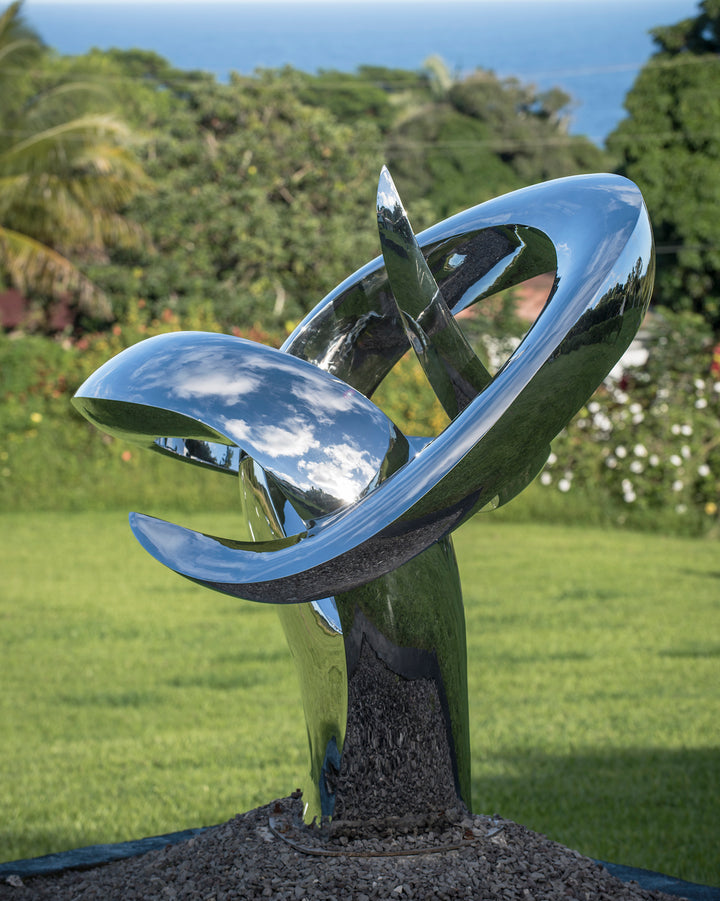 Hilo by Michael Shewmaker - Tiffany's Art Agency - Michael Shewmaker